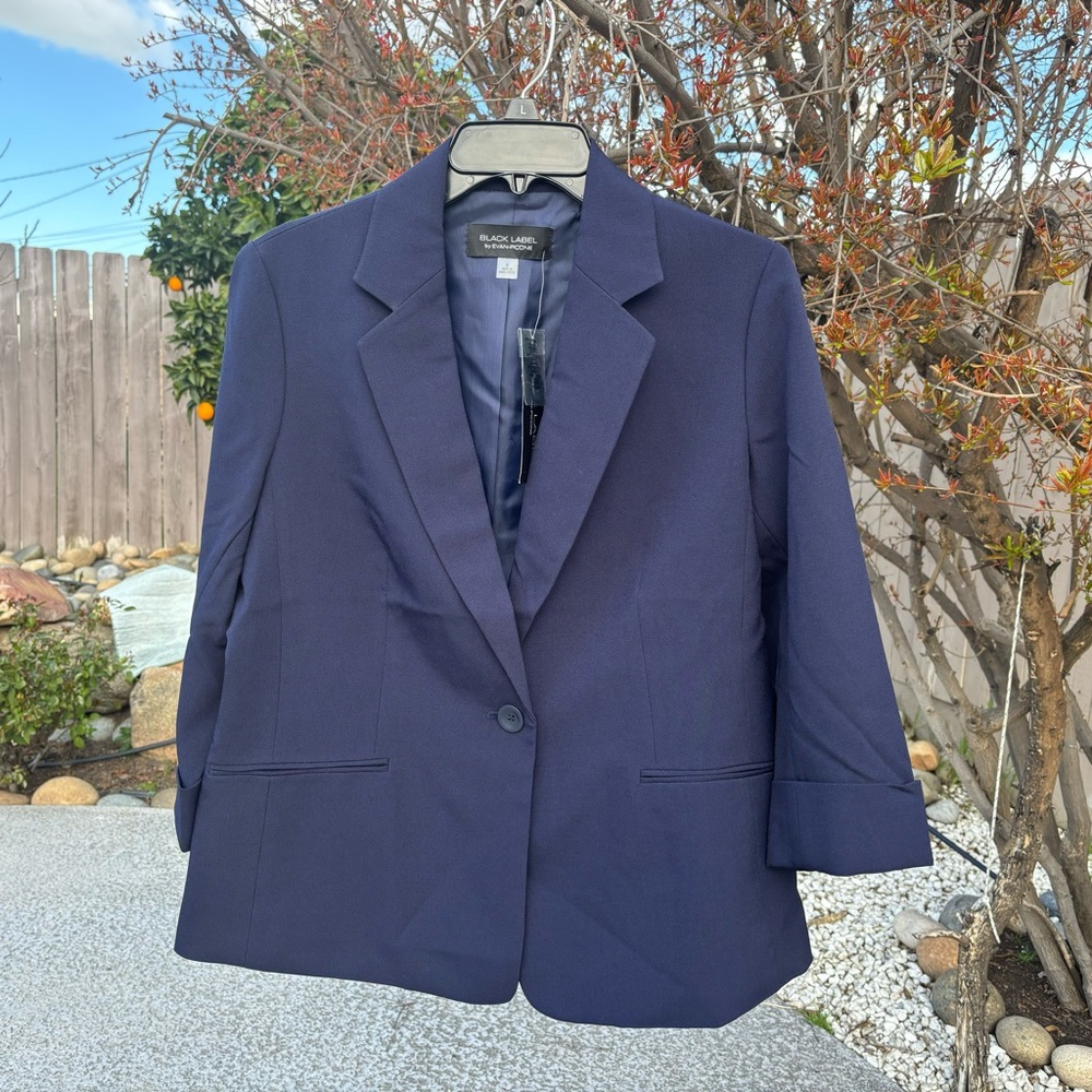 Black label by Evan picone women’s dress coat with one button size 8 brand new